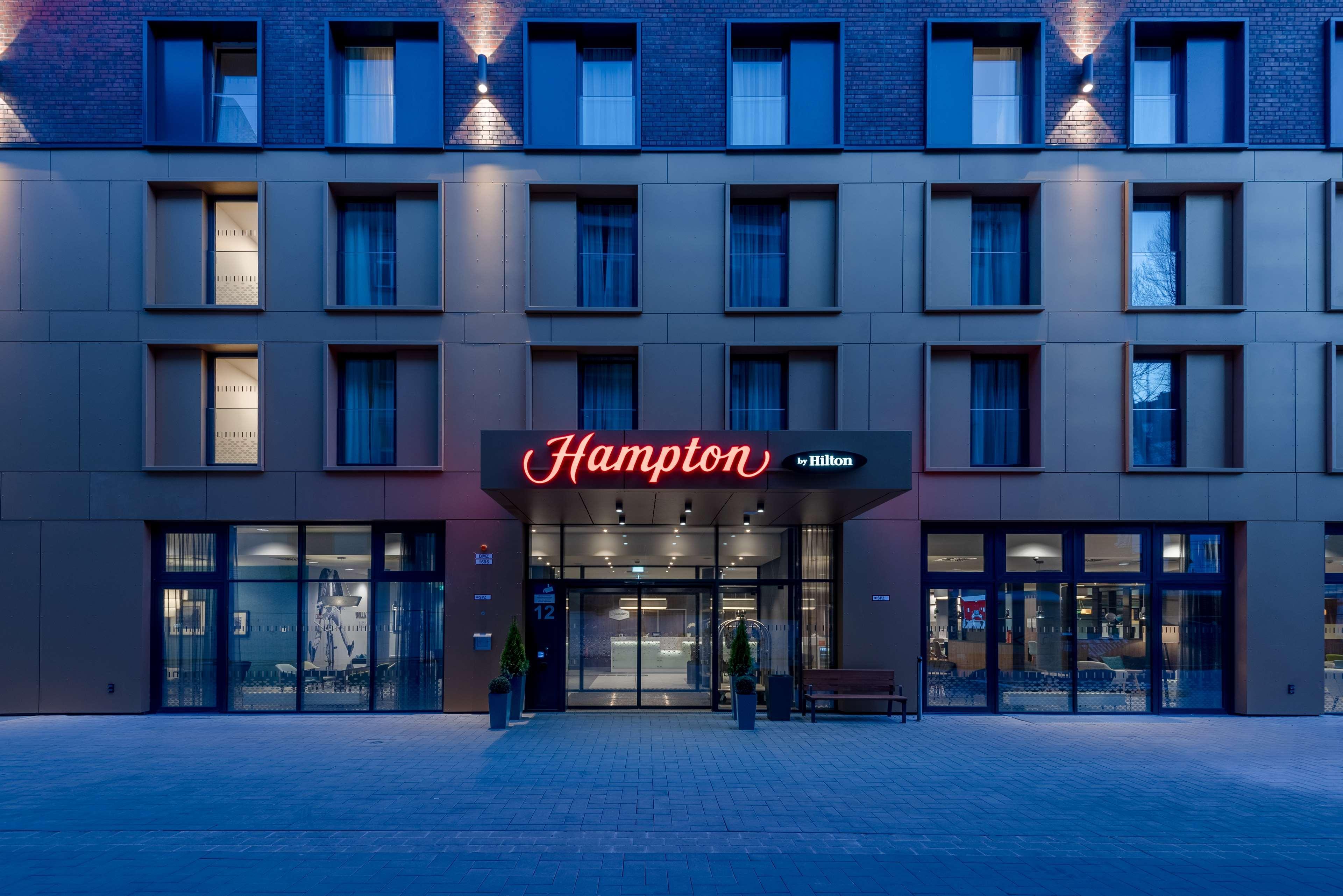 Hampton By Hilton Dusseldorf City Centre Εξωτερικό φωτογραφία
